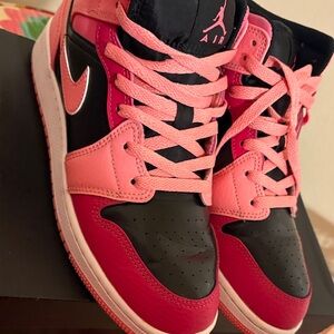 Air Jordan  1 High-Top Sneakers in Black and Pink